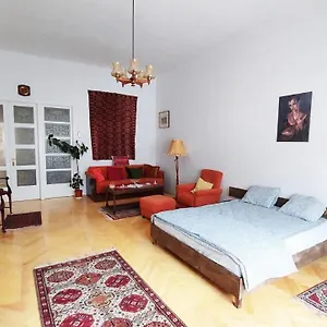  Apartamento Bross1 Hungría